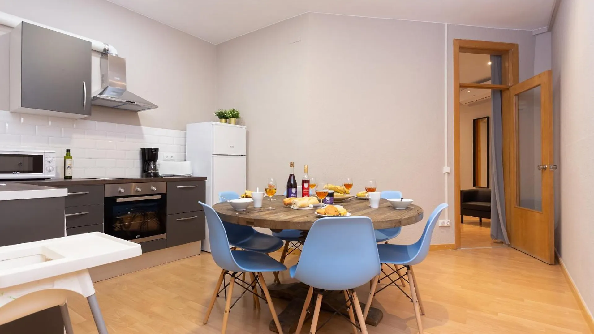 Key Barcelona Housing Διαμέρισμα 0*,